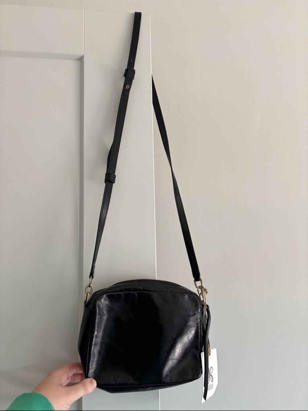 *NWT* HOBO Renny Leather Crossbody Bag - Picture 7 of 13